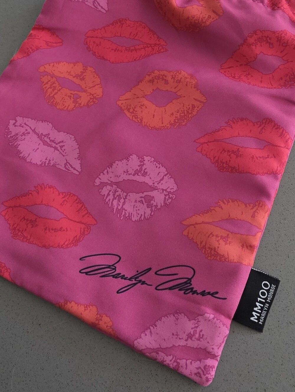 Marilyon Monroe - MM100 Drawstring Beauty Bag